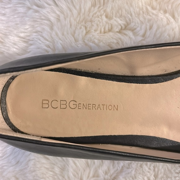 BCBGeneration Black Leather Embellished Pointed Toe Flats - Picture 4 of 5